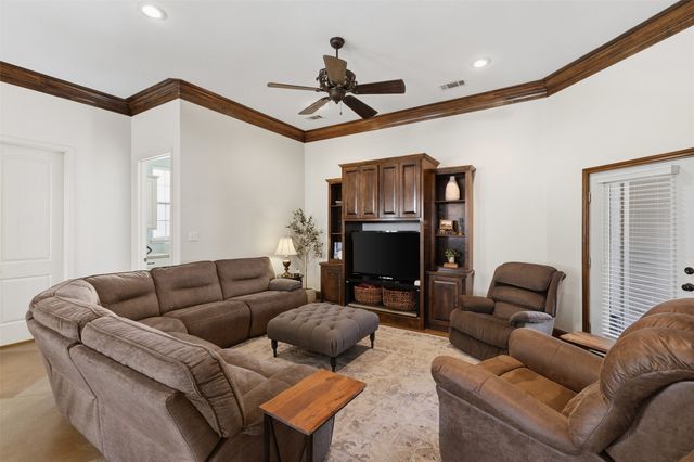 3727 Winding Way, Tyler, TX 75707