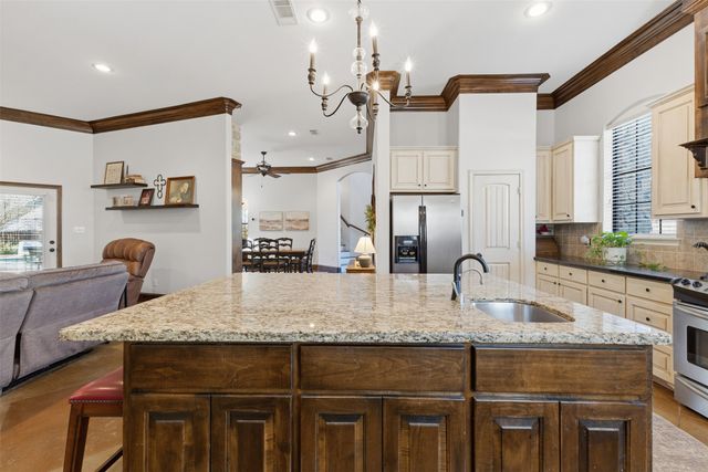 3727 Winding Way, Tyler, TX 75707