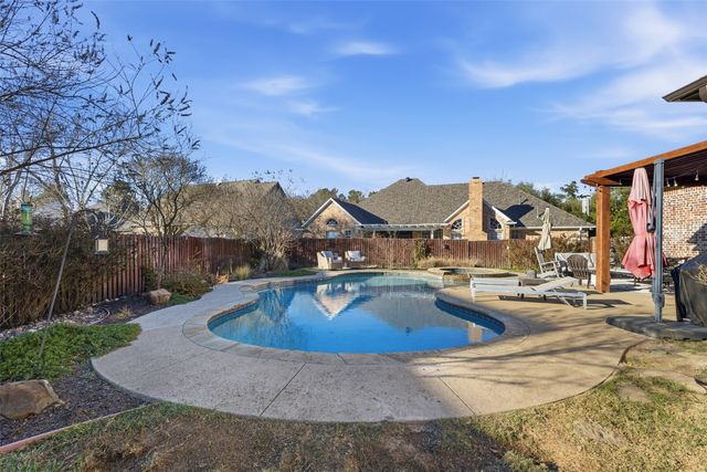 3727 Winding Way, Tyler, TX 75707