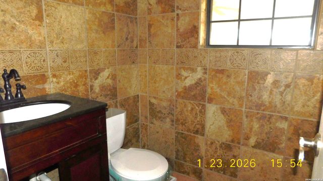 1217 Vivian, Pleasanton, TX 78064