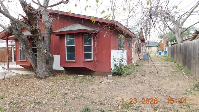 1217 Vivian, Pleasanton, TX 78064