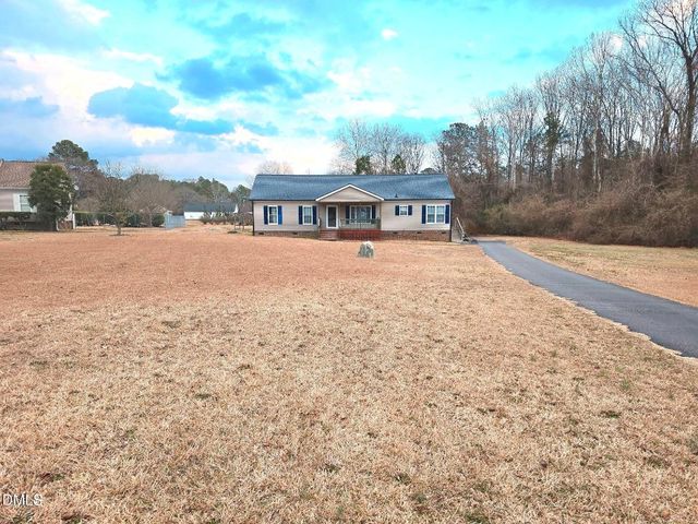 3909 La Varra Drive, Clayton, NC 27520