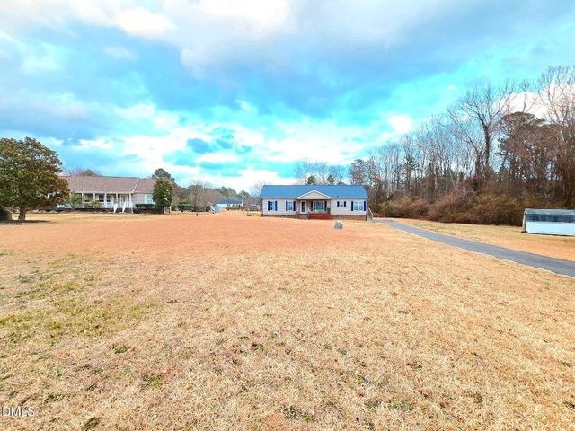 3909 La Varra Drive, Clayton, NC 27520