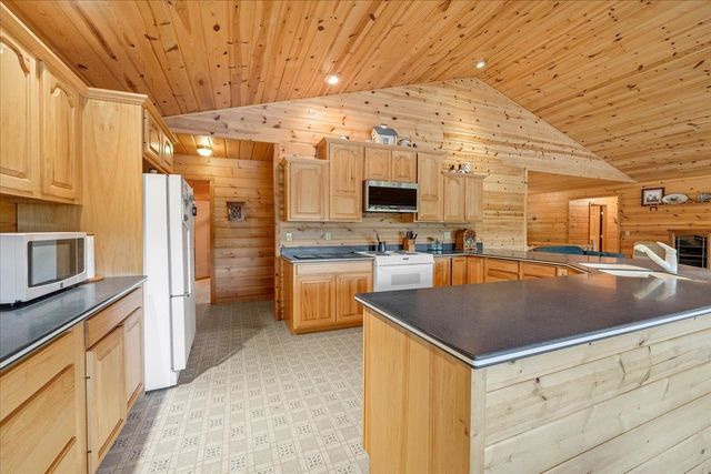 5500 NE County Line Road, Long Lake, MI 48743