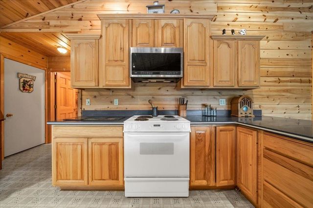 5500 NE County Line Road, Long Lake, MI 48743