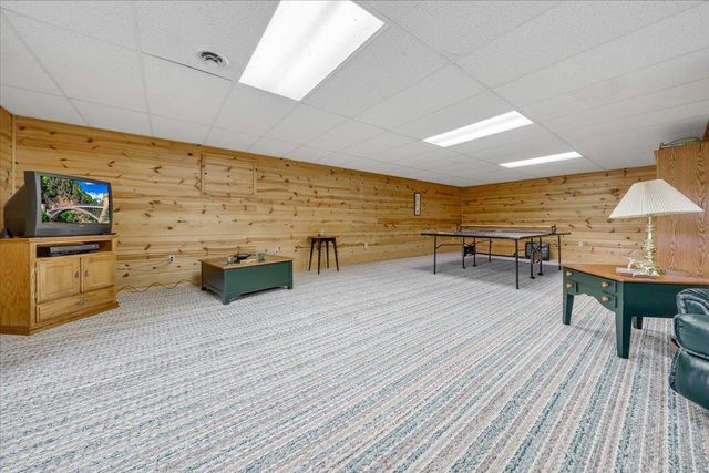 5500 NE County Line Road, Long Lake, MI 48743