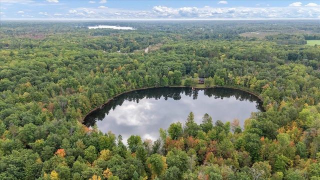 5500 NE County Line Road, Long Lake, MI 48743