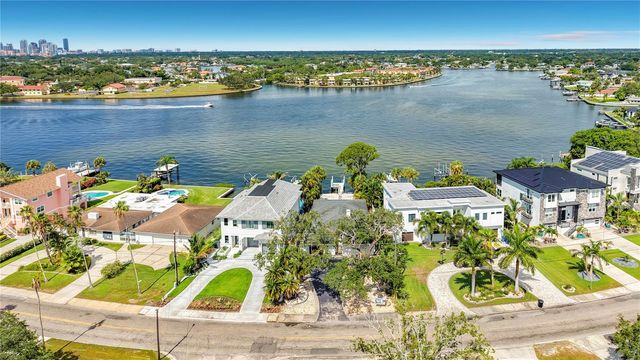 3800 SHORE ACRES BOULEVARD NE, St Petersburg, FL 33703
