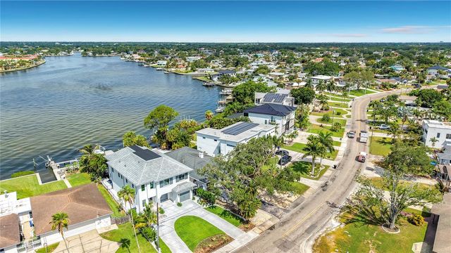 3800 SHORE ACRES BOULEVARD NE, St Petersburg, FL 33703