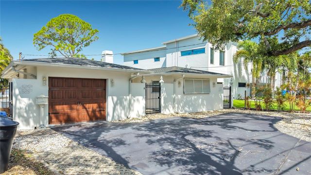3800 SHORE ACRES BOULEVARD NE, St Petersburg, FL 33703