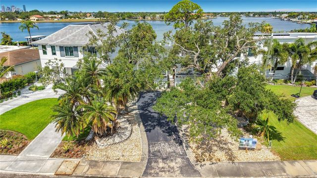 3800 SHORE ACRES BOULEVARD NE, St Petersburg, FL 33703