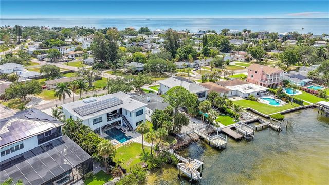 3800 SHORE ACRES BOULEVARD NE, St Petersburg, FL 33703