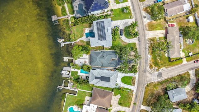 3800 SHORE ACRES BOULEVARD NE, St Petersburg, FL 33703