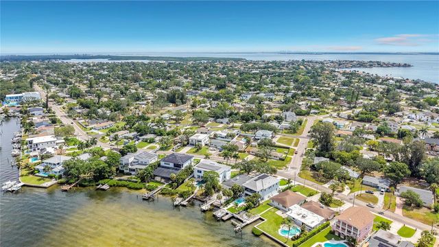 3800 SHORE ACRES BOULEVARD NE, St Petersburg, FL 33703