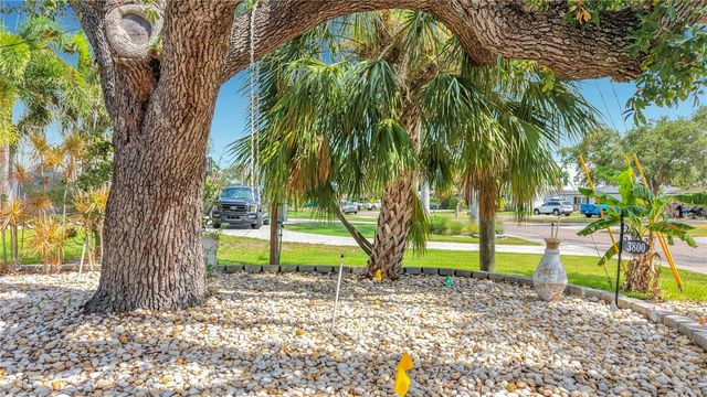 3800 SHORE ACRES BOULEVARD NE, St Petersburg, FL 33703