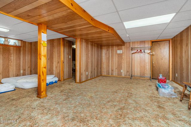 7 Gladwish Avenue, Guilderland, NY 12203