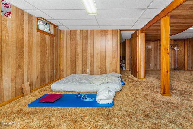 7 Gladwish Avenue, Guilderland, NY 12203