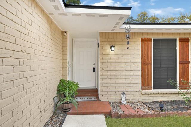 7610 Smiling Wood Lane, Houston, TX 77086