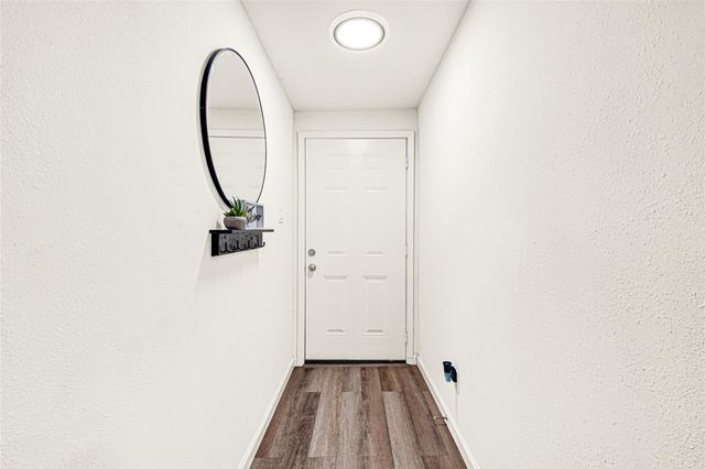 7610 Smiling Wood Lane, Houston, TX 77086