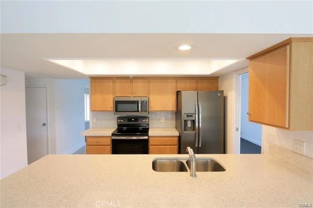 9972 Spinnaker Drive, Huntington Beach, CA 92646
