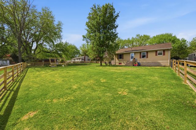 208 CENTRAL DR, Chestertown, MD 21620