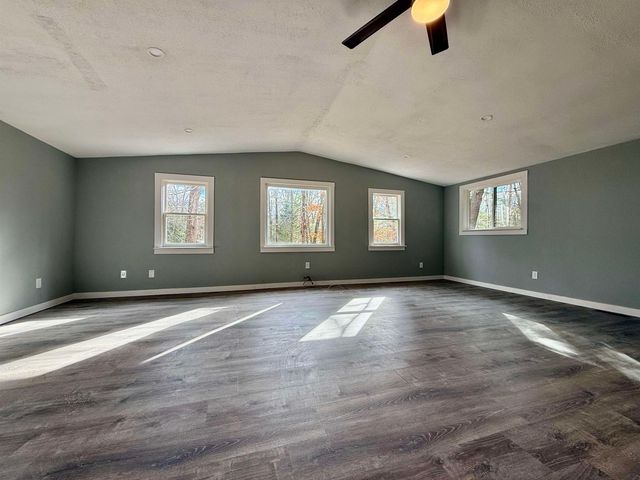 29 Centennial Drive, Webster, NH 03303