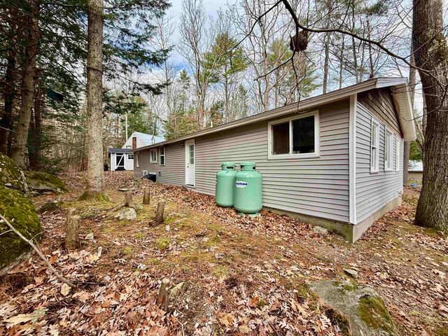 29 Centennial Drive, Webster, NH 03303
