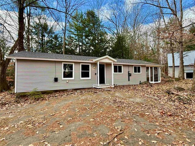 29 Centennial Drive, Webster, NH 03303