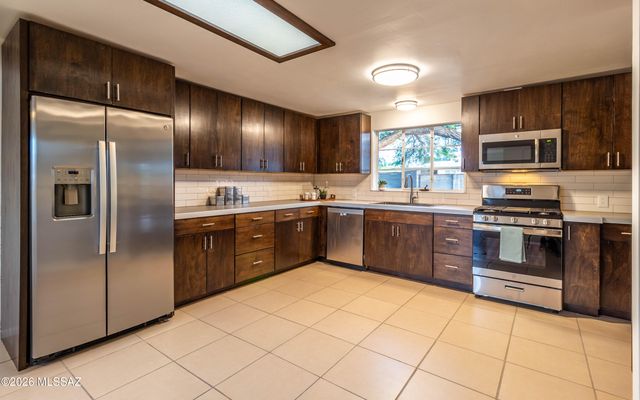 6002 E Eli Street, Tucson, AZ 85711