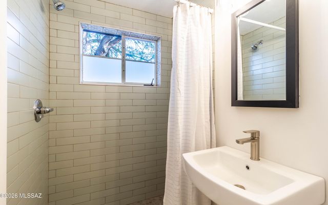 6002 E Eli Street, Tucson, AZ 85711