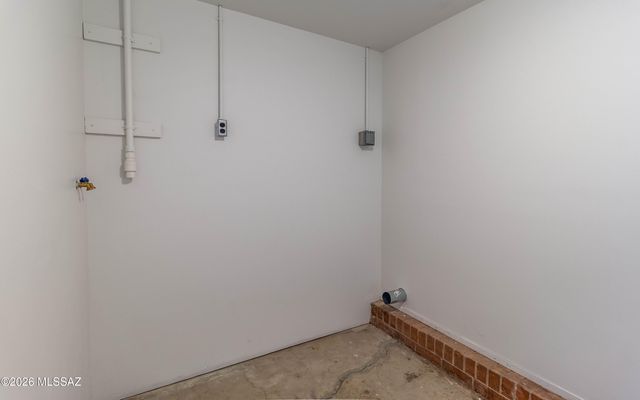 6002 E Eli Street, Tucson, AZ 85711