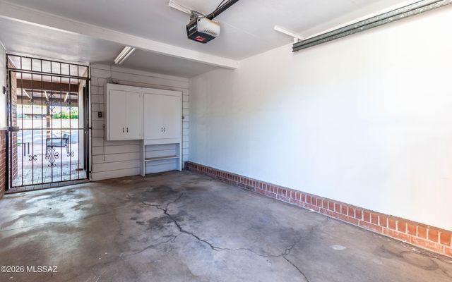 6002 E Eli Street, Tucson, AZ 85711