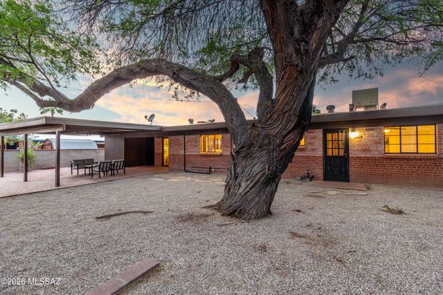 6002 E Eli Street, Tucson, AZ 85711