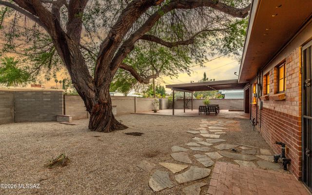 6002 E Eli Street, Tucson, AZ 85711