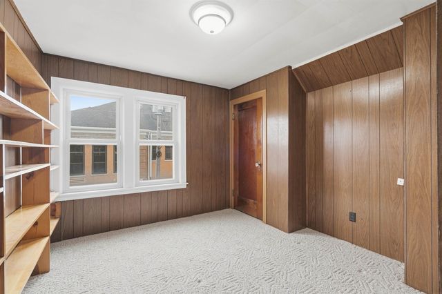 312 N Franklin Street, Manchester, IA 52057