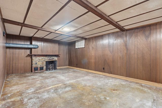 312 N Franklin Street, Manchester, IA 52057