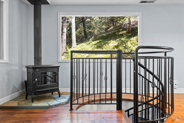 11165 Hwy 116, Forestville, CA 95436