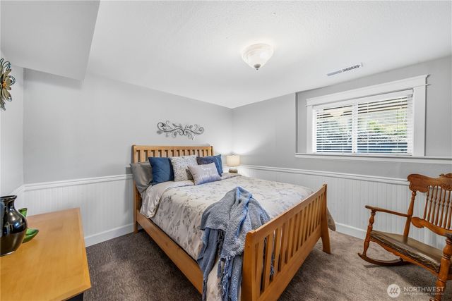 5114 Jenks Point Way E, Lake Tapps, WA 98391
