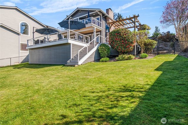 5114 Jenks Point Way E, Lake Tapps, WA 98391