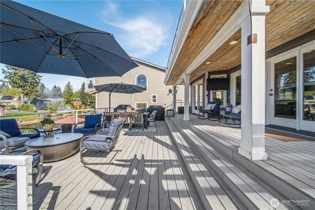 5114 Jenks Point Way E, Lake Tapps, WA 98391