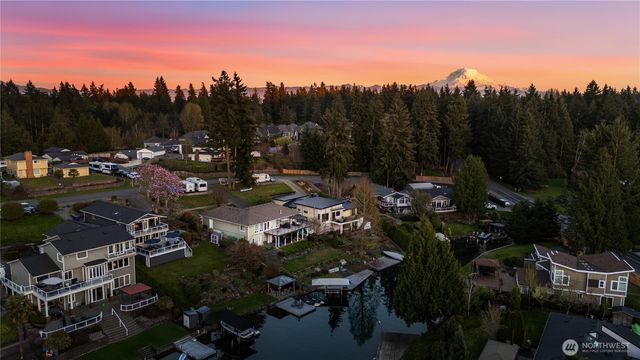 5114 Jenks Point Way E, Lake Tapps, WA 98391