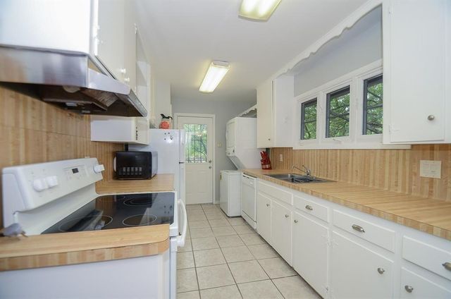 5230 Arboles Drive A-4, Houston, TX 77035