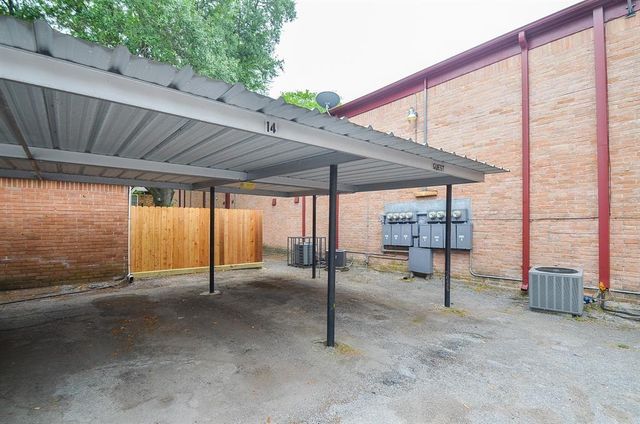 5230 Arboles Drive A-4, Houston, TX 77035