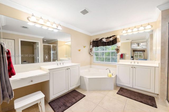 7841 Jewelwood Drive 7841, Boynton Beach, FL 33437