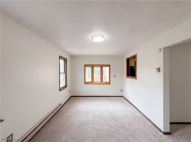 1015 Kingsway Drive, Lorain, OH 44052