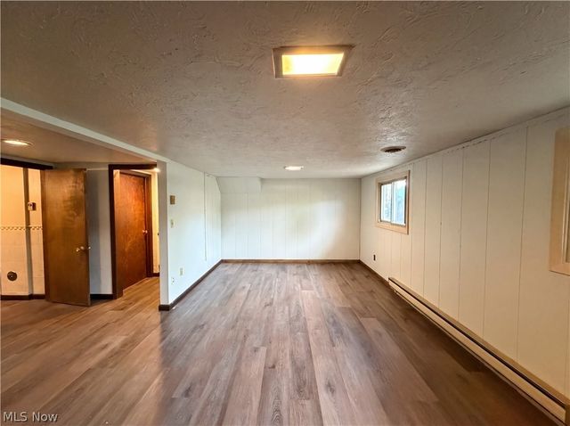 1015 Kingsway Drive, Lorain, OH 44052