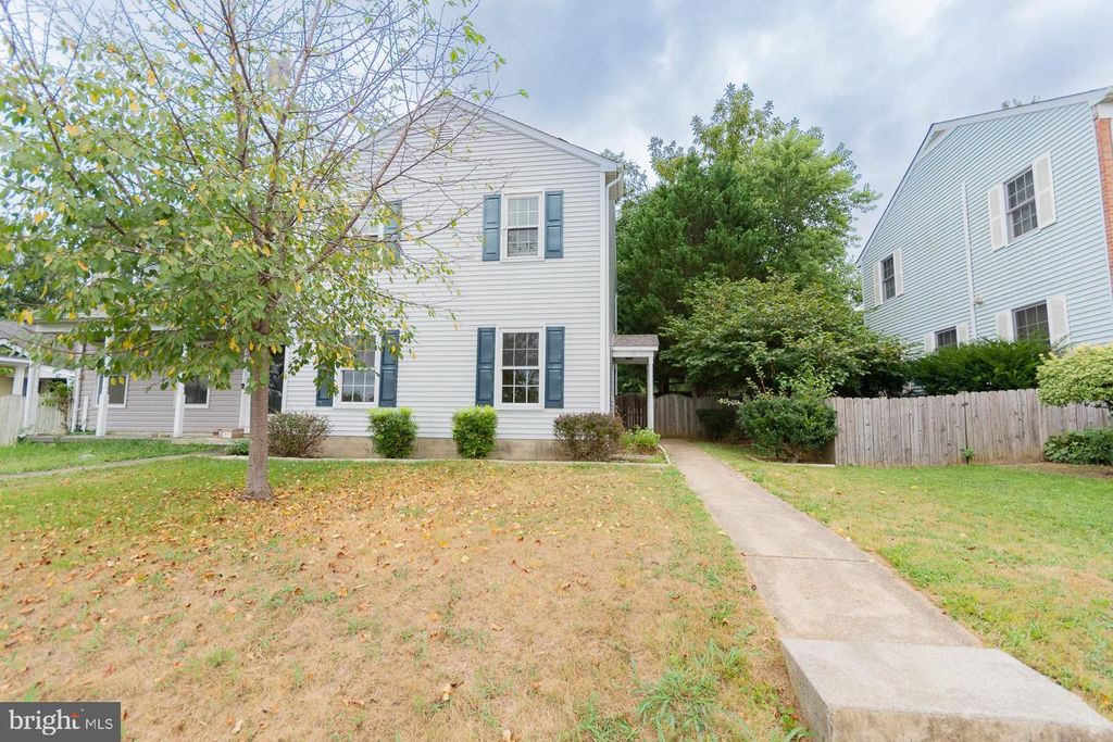 28 NEWINGTON CT N, Charles Town, WV 25414
