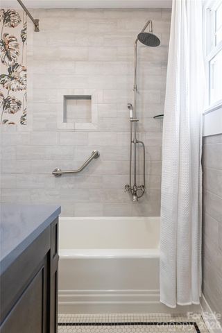 18 Edgemont Road, Asheville, NC 28801