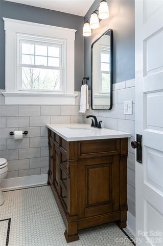 18 Edgemont Road, Asheville, NC 28801