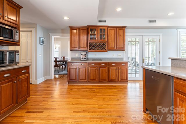 18 Edgemont Road, Asheville, NC 28801
